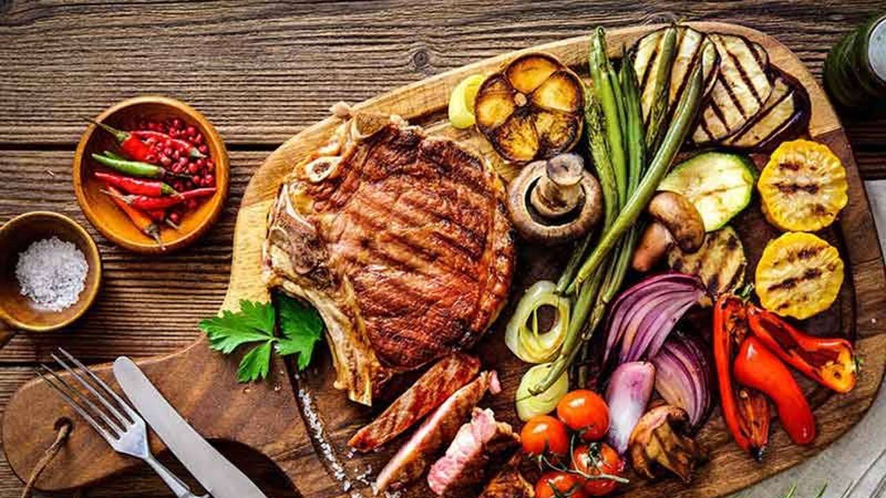 طرز تهیه استیک و چیپس در منزل + فیلم