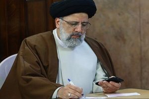موافقت رئیس‌جمهور باپیشنهادهای استاد قرائتی برای ترویج فرهنگ نماز