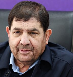 مخبر: دشمنان در تقابل با تنگه هرمز آرزوهای واهی دارند