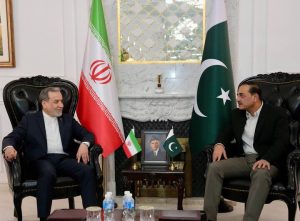دیدار عراقچی با فرمانده ارتش پاکستان