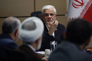 عارف: پیروزی ایران مرهون رهبری هوشمندانه آیت‌الله مجتبی خامنه‌ای است